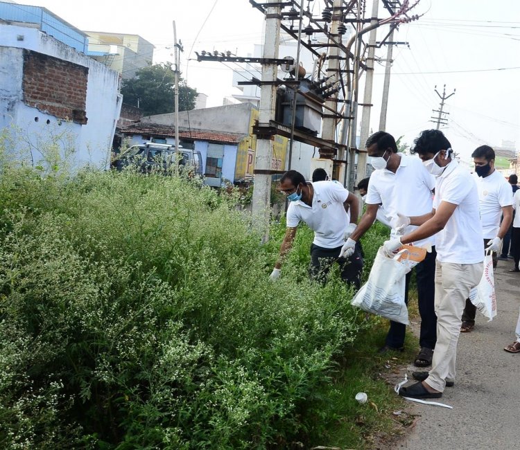 02.01.2021 சேலம் மாநகராட்சியை குப்பையில்லா மாநகரமாக சேலம் பிளாகிங் (Salem Plogging) பணியில்